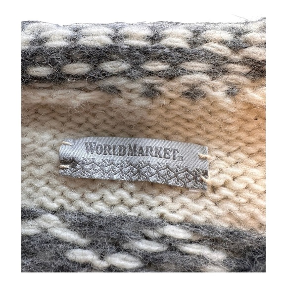 World Market Wool Hand Crafted Nepal Nepalese Knit Ivory Gray Icelandic Poncho - Picture 4 of 8